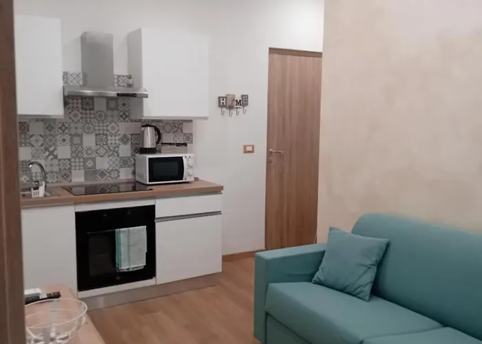 Diana Home 1